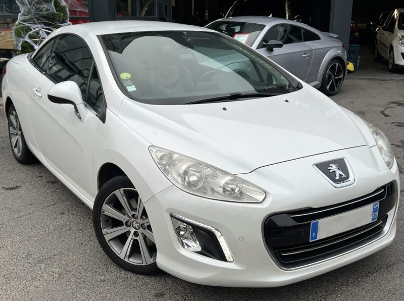 PEUGEOT 308 CC CABRIOLET PHASE 2 FELINE 2.0 HDI 163 BOITE AUTO CUIR GPS CRIT AIR 2 - Garantie 1 an