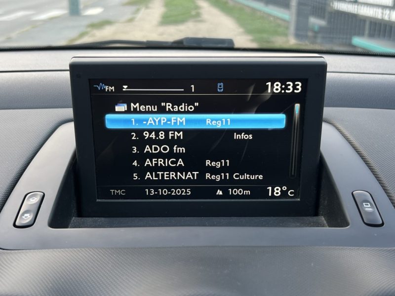 PEUGEOT 308 CC CABRIOLET PHASE 2 FELINE 2.0 HDI 163 BOITE AUTO CUIR GPS CRIT AIR 2 - Garantie 1 an