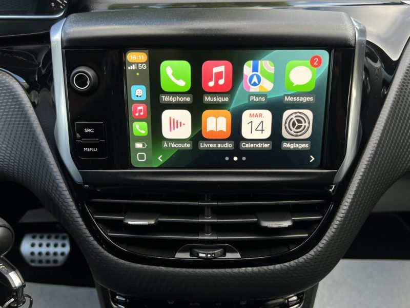 PEUGEOT 2008 (2) FELINE 1.2 110 1ERE MAIN BOITE AUTO CUIR ATTELAGE APPLE & ANDROID - GARANTIE 1 AN