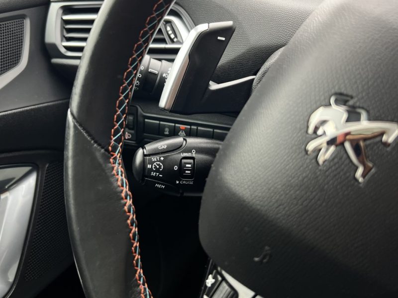 PEUGEOT 308 II PHASE 2 TECH EDITION 1.2 130 Cv BOITE AUTO 12 200 Kms APPLE & ANDROID - GARANTIE 1 AN