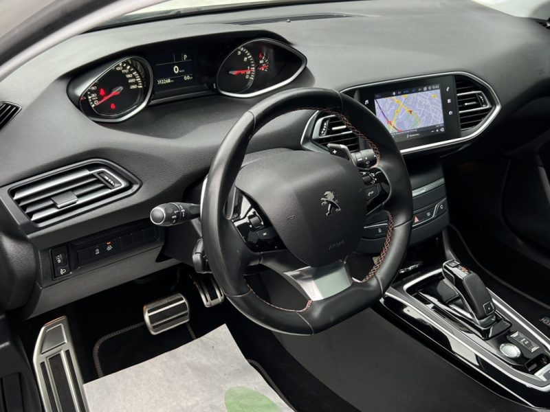 PEUGEOT 308 II PHASE 2 TECH EDITION 1.2 130 Cv BOITE AUTO 12 200 Kms APPLE & ANDROID - GARANTIE 1 AN