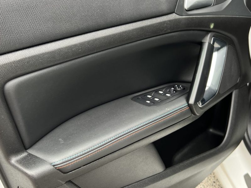 PEUGEOT 308 II PHASE 2 TECH EDITION 1.2 130 Cv BOITE AUTO 12 200 Kms APPLE & ANDROID - GARANTIE 1 AN
