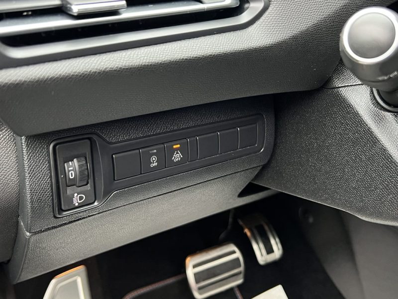PEUGEOT 308 II PHASE 2 TECH EDITION 1.2 130 Cv BOITE AUTO 12 200 Kms APPLE & ANDROID - GARANTIE 1 AN