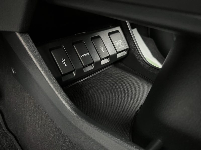 HONDA HR-V II 1.5 I-VTEC 130 EXCLUSIVE NAVI / ATTELAGE GPS TOIT OUVRANT CRIT AIR 1 - Garantie 1 an