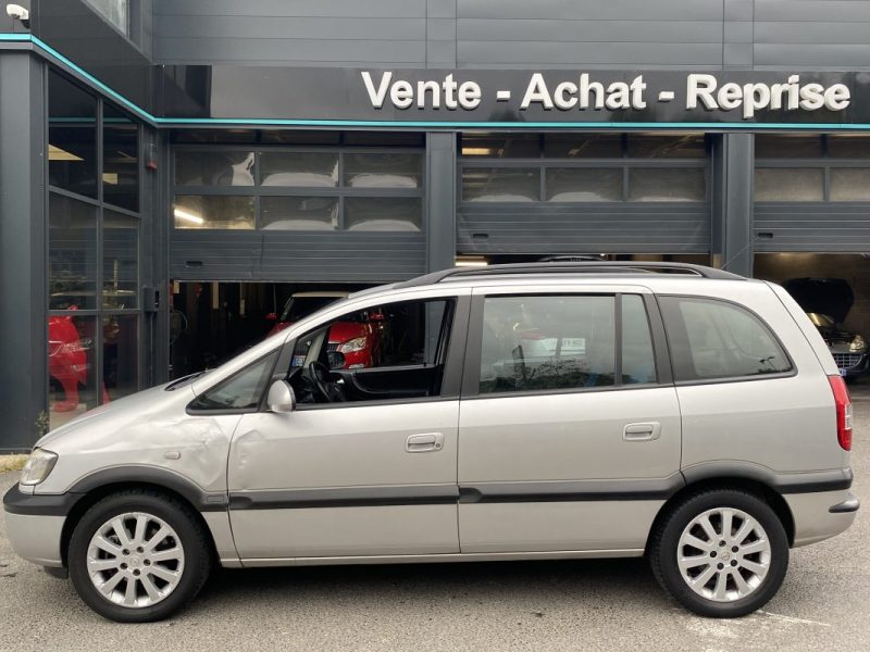OPEL ZAFIRA 1.8 i 125 Cv - VENTE EN ETAT FRAIS A PREVOIR / LIRE L ANNONCE