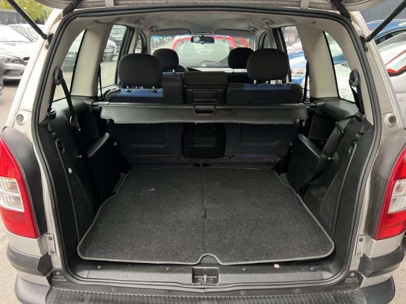 OPEL ZAFIRA 1.8 i 125 Cv - VENTE EN ETAT FRAIS A PREVOIR / LIRE L ANNONCE