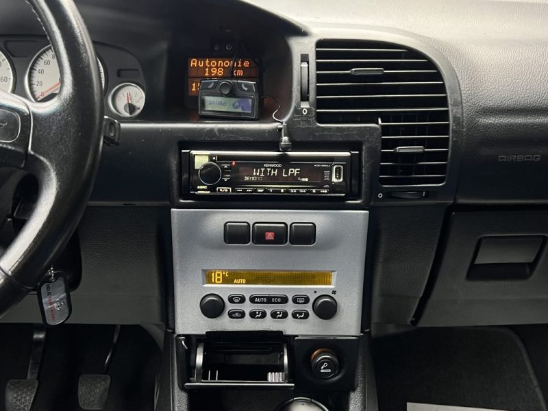 OPEL ZAFIRA 1.8 i 125 Cv - VENTE EN ETAT FRAIS A PREVOIR / LIRE L ANNONCE