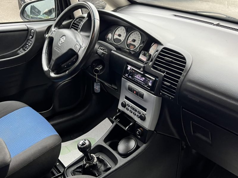 OPEL ZAFIRA 1.8 i 125 Cv - VENTE EN ETAT FRAIS A PREVOIR / LIRE L ANNONCE