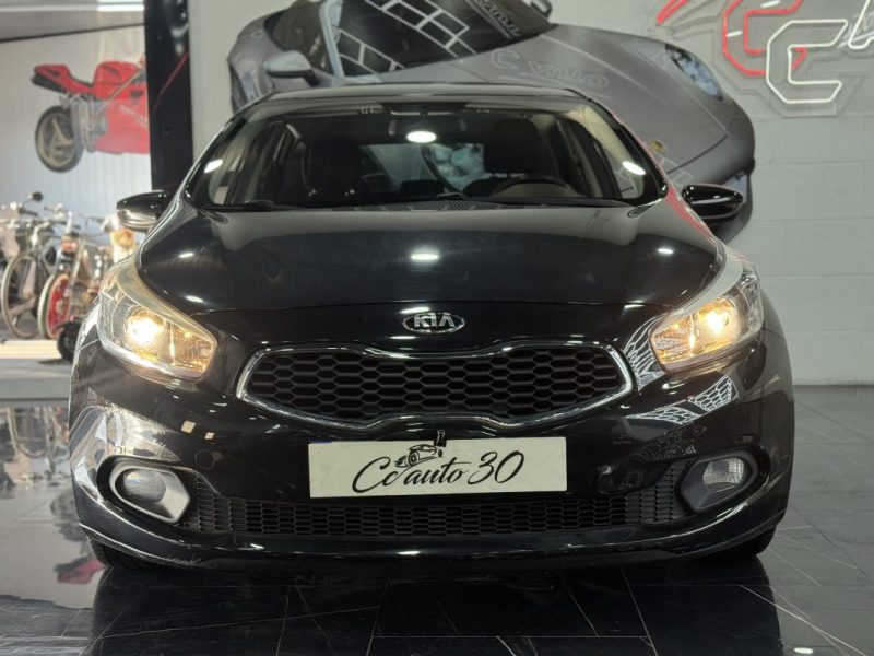 KIA CEE-D 1.4 100CH STYLE ISG 2015