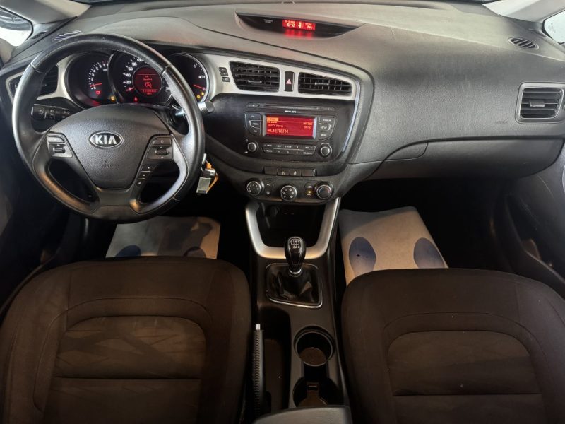 KIA CEE-D 1.4 100CH STYLE ISG 2015