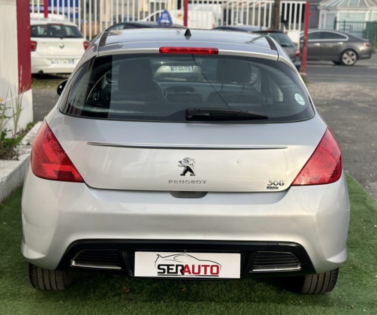 PEUGEOT 308 1.6 E-HDI112 FAP BUSINESS PACK - PREMIERE MAIN 