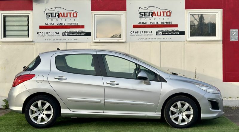 PEUGEOT 308 1.6 E-HDI112 FAP BUSINESS PACK - PREMIERE MAIN 