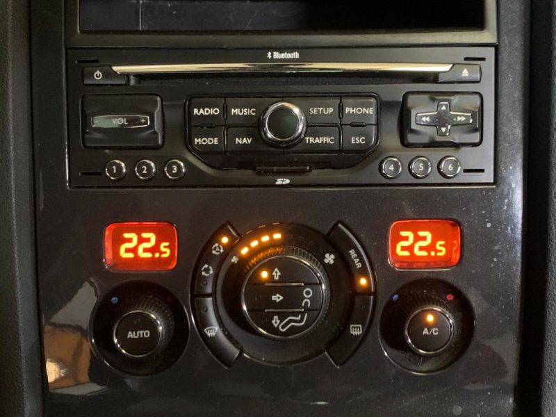 PEUGEOT 5008 2.0 HDI 150 7PLACES PREMIUM PACK ALLURE BVM6 - TOIT PANORAMIQUE - 132 000 KM - DISTRIB 