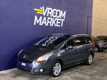 PEUGEOT 5008 2.0 HDI 150 7PLACES PREMIUM PACK ALLURE BVM6 - TOIT PANORAMIQUE - 132 000 KM - DISTRIB 