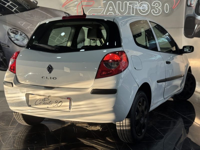 RENAULT CLIO SOCIETE GENERIQUE 1.5DCI 70 2008 TTC