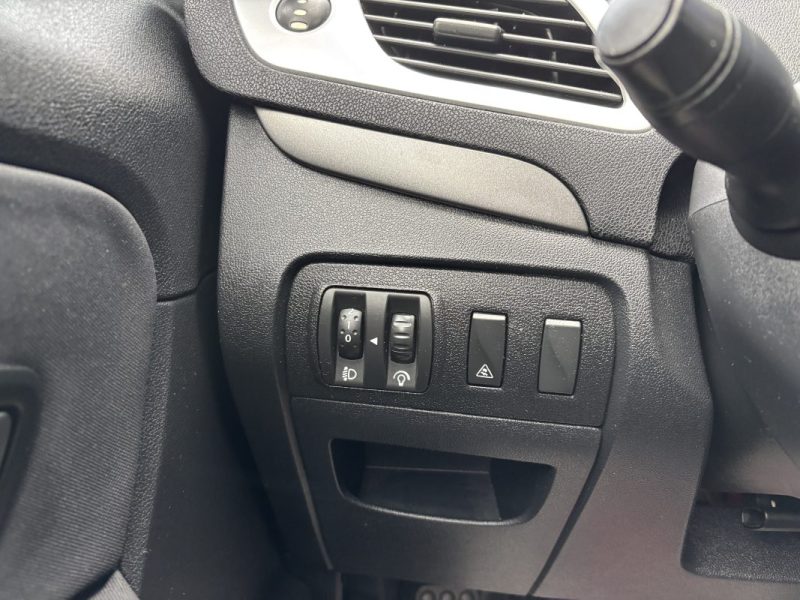 Renault Grand Scenic III 1.5 DCI 110ch BVA 7 Places - Distribution Ok