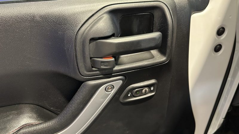 Jeep Wrangler 3.6 V6 Pentastar 284ch 10e anniversaire BVA - Treuil - Snorkel - Pedalbox