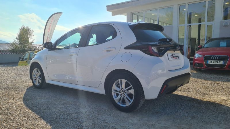 TOYOTA Yaris -115ch Hybrid 1.5 VVT - i FRANCE