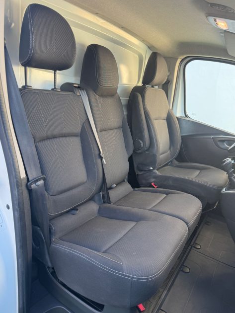 RENAULT TRAFIC L1H1 1200 2.0 DCI 120CH CONFORT E6 TVA RECUPERABLE GARANTIE 12 MOIS 2020