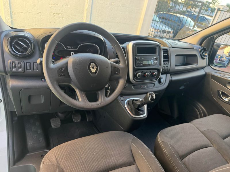 RENAULT TRAFIC L1H1 1200 2.0 DCI 120CH CONFORT E6 TVA RECUPERABLE GARANTIE 12 MOIS 2020