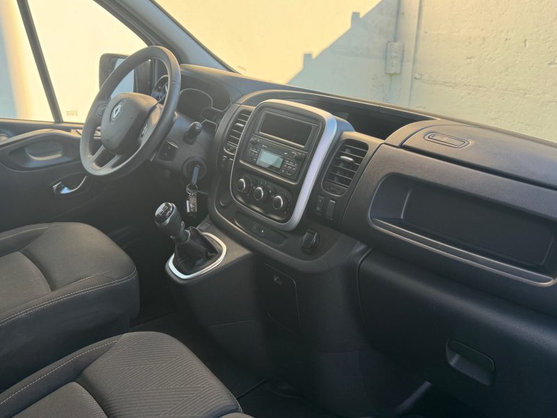 RENAULT TRAFIC L1H1 1200 2.0 DCI 120CH CONFORT E6 TVA RECUPERABLE GARANTIE 12 MOIS 2020