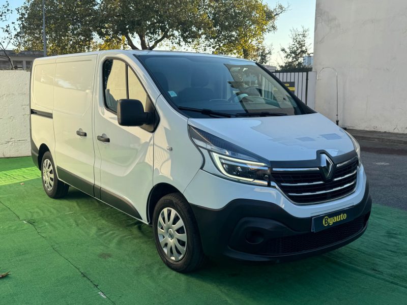 RENAULT TRAFIC L1H1 1200 2.0 DCI 120CH CONFORT E6 TVA RECUPERABLE GARANTIE 12 MOIS 2020