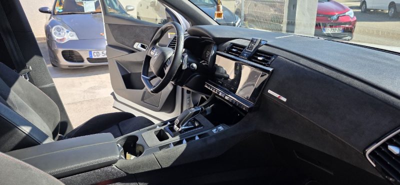 DS DS 7 CROSSBACK 2L HDI 180CV / PERFORMANCE LINE PLUS 2019