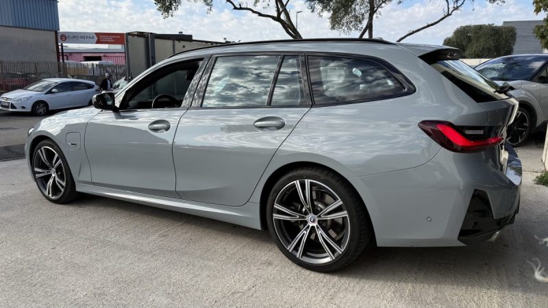 BMW SERIE 3 330E TOURING 292CH 2022 PACK M