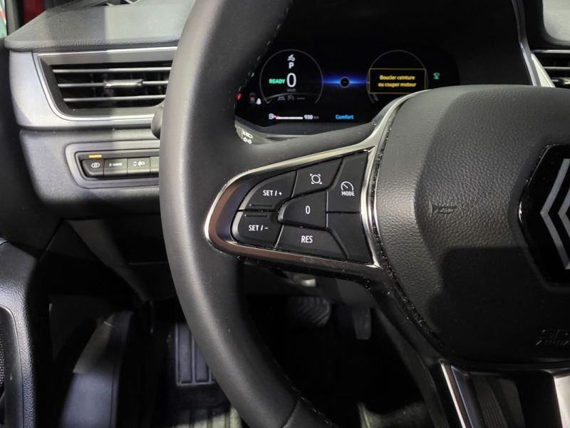 RENAULT CAPTUR E-TECH FULL HYBRID 145CH TECHNO