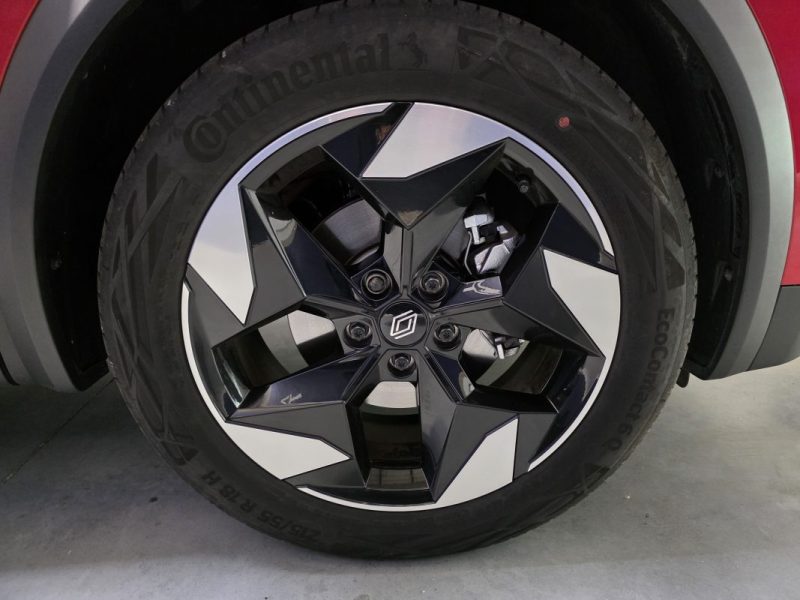 RENAULT CAPTUR E-TECH FULL HYBRID 145CH TECHNO