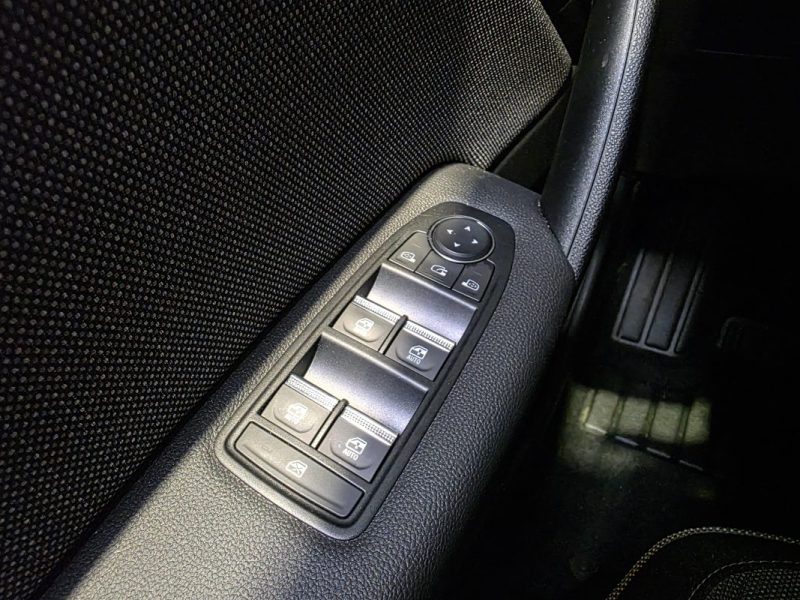 RENAULT CAPTUR E-TECH FULL HYBRID 145CH TECHNO