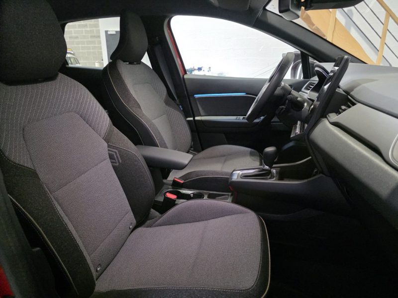 RENAULT CAPTUR E-TECH FULL HYBRID 145CH TECHNO