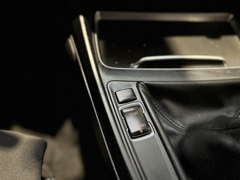 BMW SERIE 1 116 I 109CH - PACK M / CARPLAY / SUIVI D'ENTRETIEN COMPLET