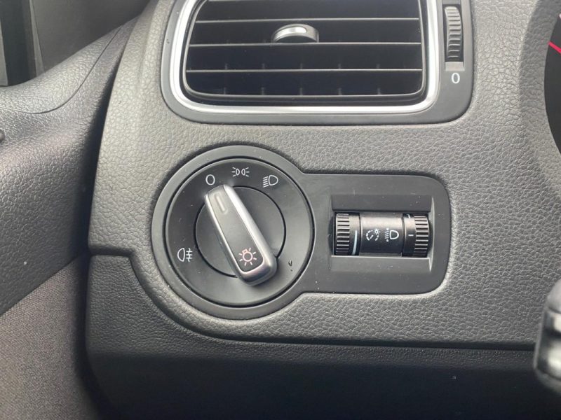 VOLKSWAGEN POLO 5 1.2 69 CH / CHAINE NEUVE ⛓️/ PREMIERE MAIN/❄️ Climatisation/ GARANTIE ✅