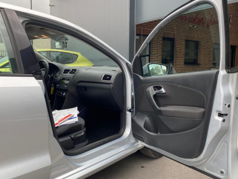VOLKSWAGEN POLO 5 1.2 69 CH / CHAINE NEUVE ⛓️/ PREMIERE MAIN/❄️ Climatisation/ GARANTIE ✅