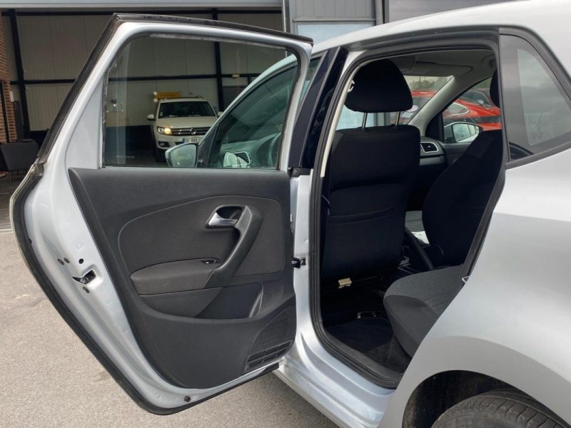 VOLKSWAGEN POLO 5 1.2 69 CH / CHAINE NEUVE ⛓️/ PREMIERE MAIN/❄️ Climatisation/ GARANTIE ✅