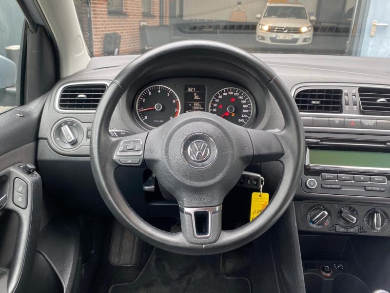 VOLKSWAGEN POLO 5 1.2 69 CH / CHAINE NEUVE ⛓️/ PREMIERE MAIN/❄️ Climatisation/ GARANTIE ✅