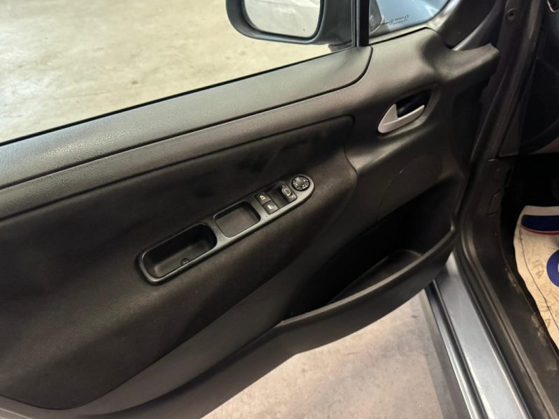 PEUGEOT 207 1.6 HDi 92 Business Pack 5p 