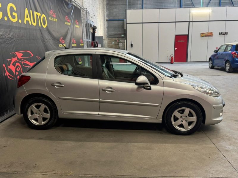 PEUGEOT 207 1.4E 90CV 16V EXECUTIVE
