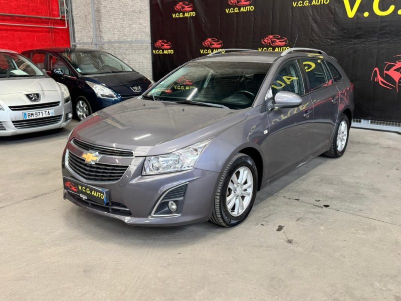 CHEVROLET CRUZE SW 1.7 VCDI 131 LS+