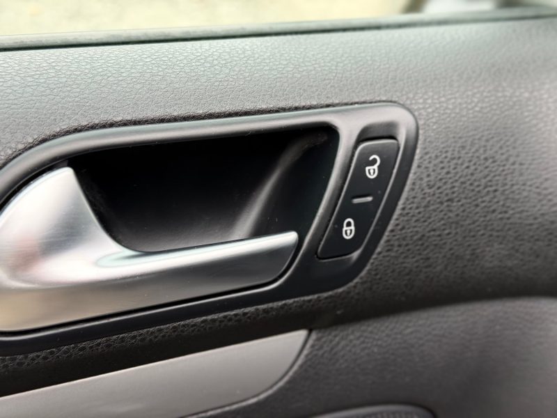 VOLKSWAGEN GOLF SW  1.4 TSI 122CH TRENDLINE 2011