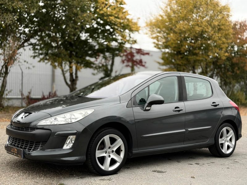 PEUGEOT 308 1.6 VTi 120 ch Premium Pack - Toit pano - Régulateur - Révisée &  Garantie 6  Mois.