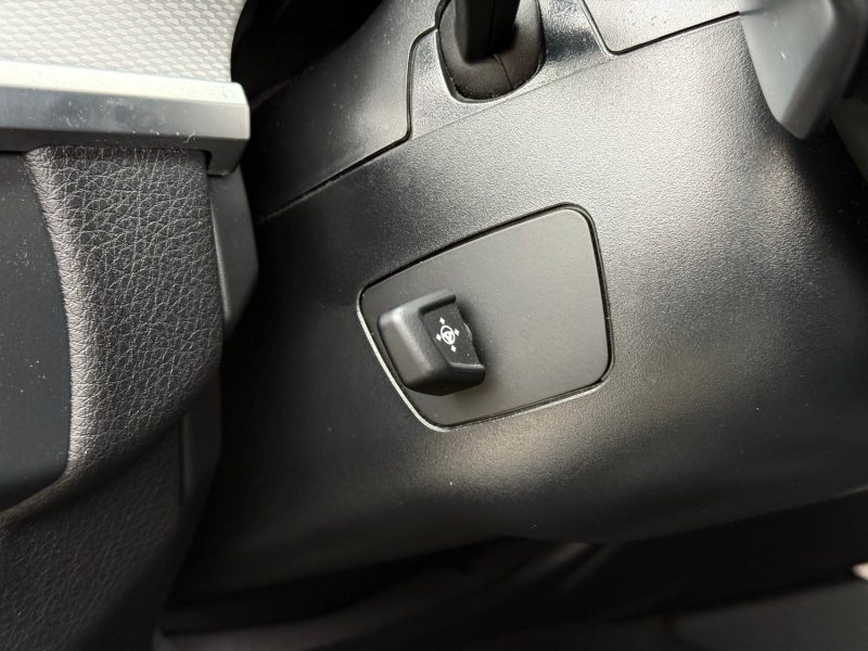 B.M.W. SERIE 6 (F06) GRAN COUPÉ 640 XDRIVE 3.0 D DPF 24V 313 CV BOÎTE AUTO 2013