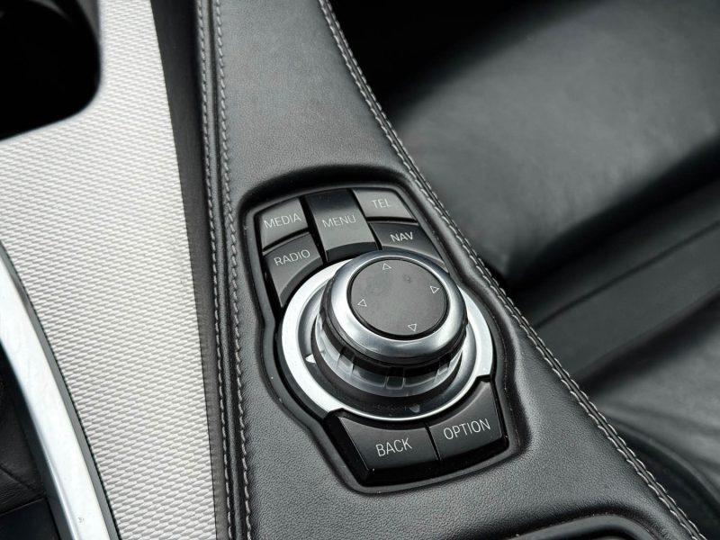 B.M.W. SERIE 6 (F06) GRAN COUPÉ 640 XDRIVE 3.0 D DPF 24V 313 CV BOÎTE AUTO 2013