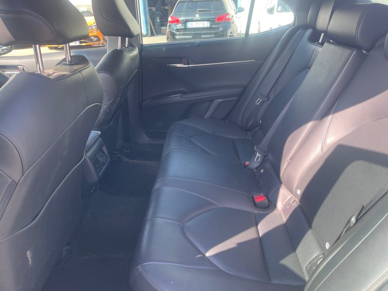 TOYOTA CAMRY HYBRIDE 218CH DYNAMIC BUSINESS 2020