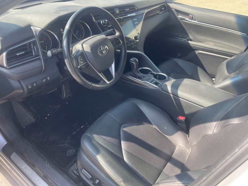 TOYOTA CAMRY HYBRIDE 218CH DYNAMIC BUSINESS 2020