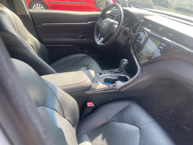 TOYOTA CAMRY HYBRIDE 218CH DYNAMIC BUSINESS 2020