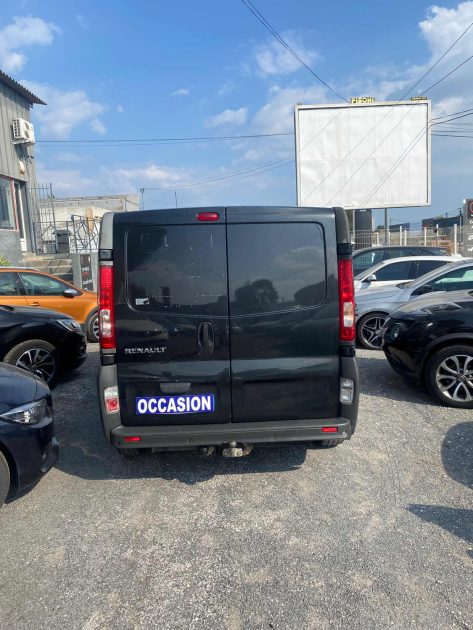 VENTE A PROFESSIONEL  2 RENAULT TRAFIC GRAND CONFORT