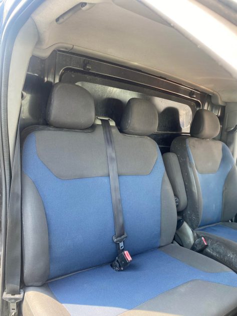 VENTE A PROFESSIONEL  2 RENAULT TRAFIC GRAND CONFORT