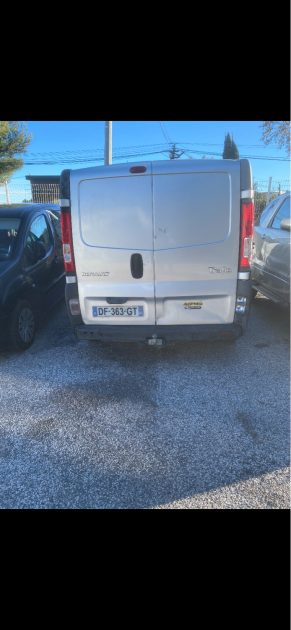 VENTE A PROFESSIONEL  2 RENAULT TRAFIC GRAND CONFORT